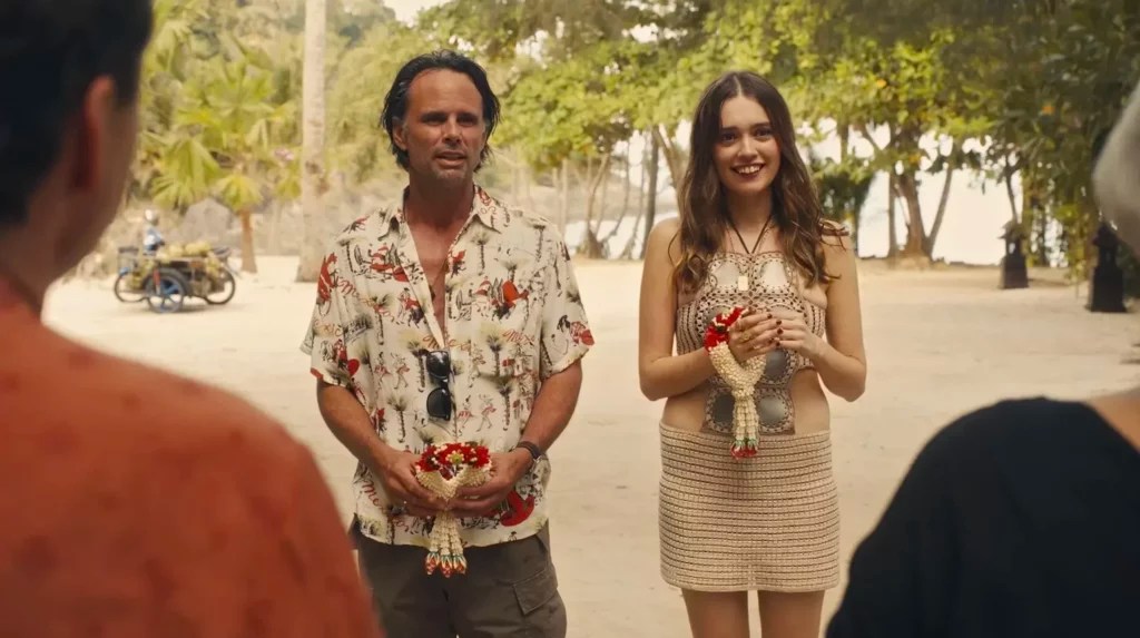 Chelsea (Aimee Lou Wood) and Rick (Walton Goggins) in The White Lotus.