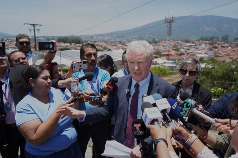 Senate Democrat Chris Van Hollen denied by El Salvador to see Abrego Garcia