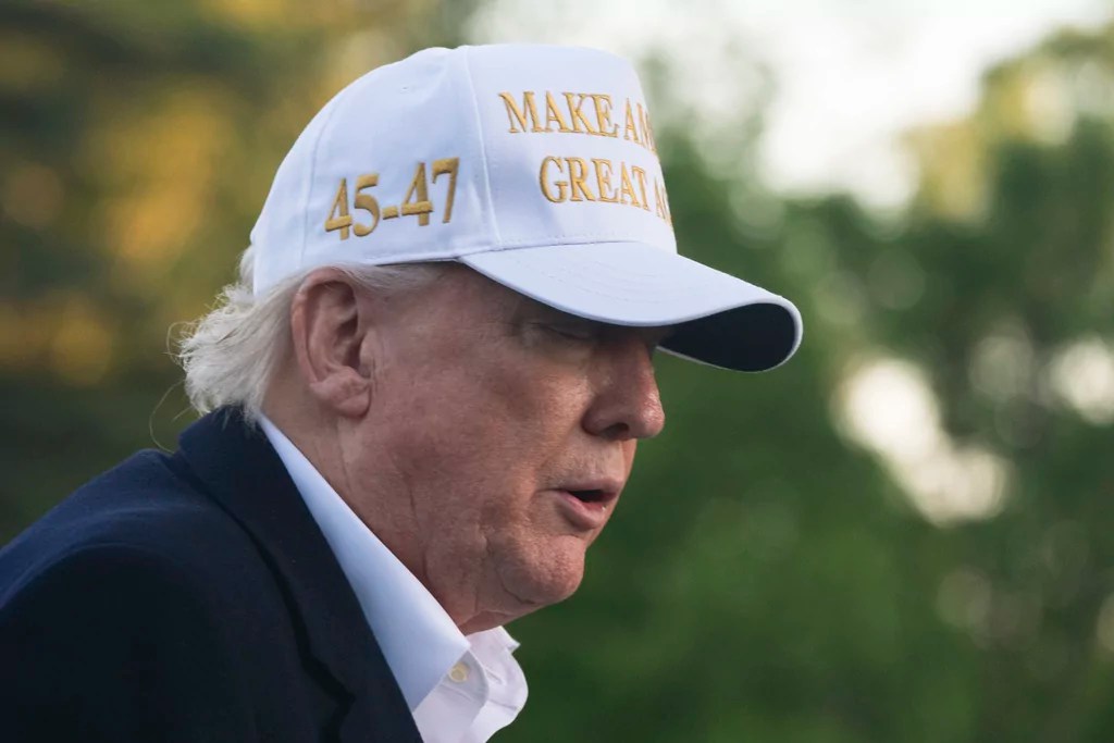 Schiff and Warren urge ethics watchdog to investigate Trump meme coin dinner for ‘corruption’