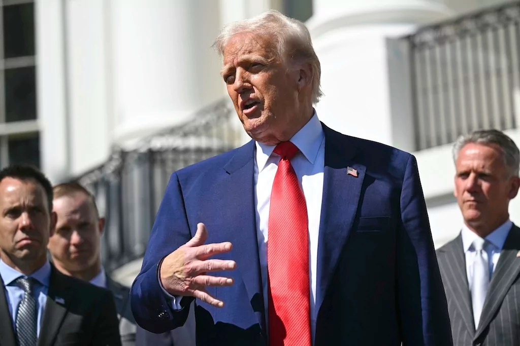 Trump backs congressional push for permanent daylight saving time