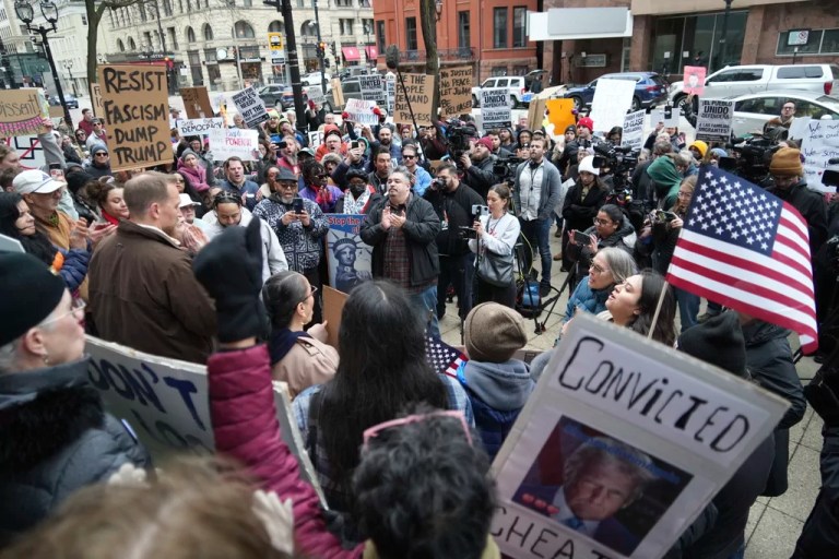 Protests target courthouse, FBI after judge arrested for allegedly protecting illegal immigrant