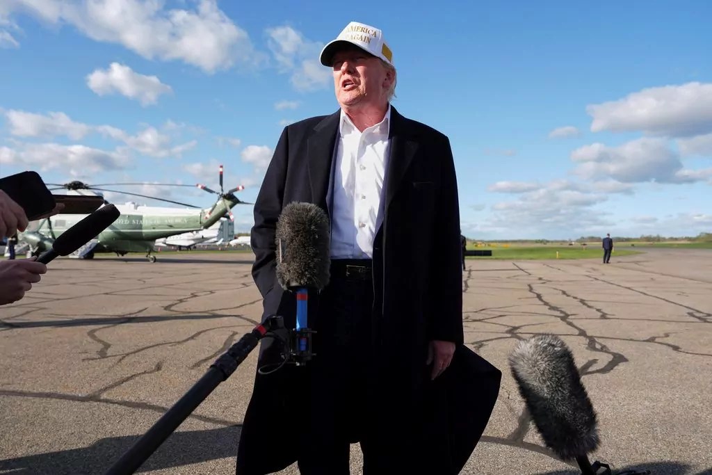 Trump slams Democrats’ fundraising platform ActBlue: ‘Illegal scam’