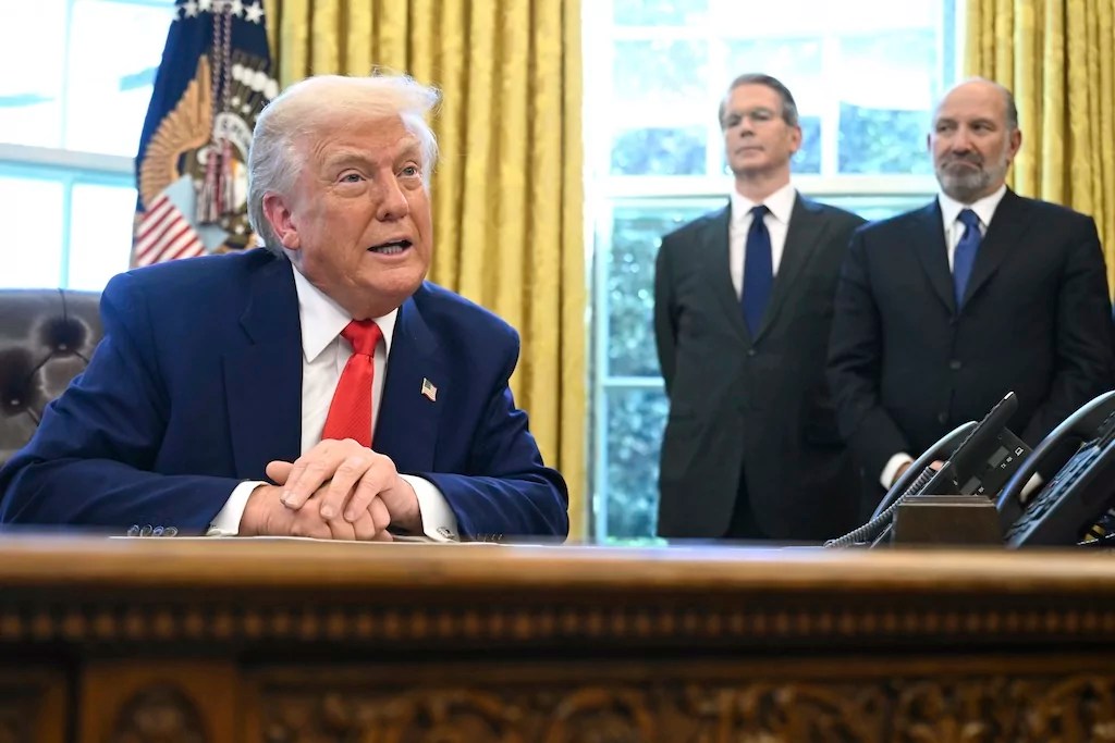 How Bessent and Lutnick were able to outmaneuver Navarro in tariff battle
