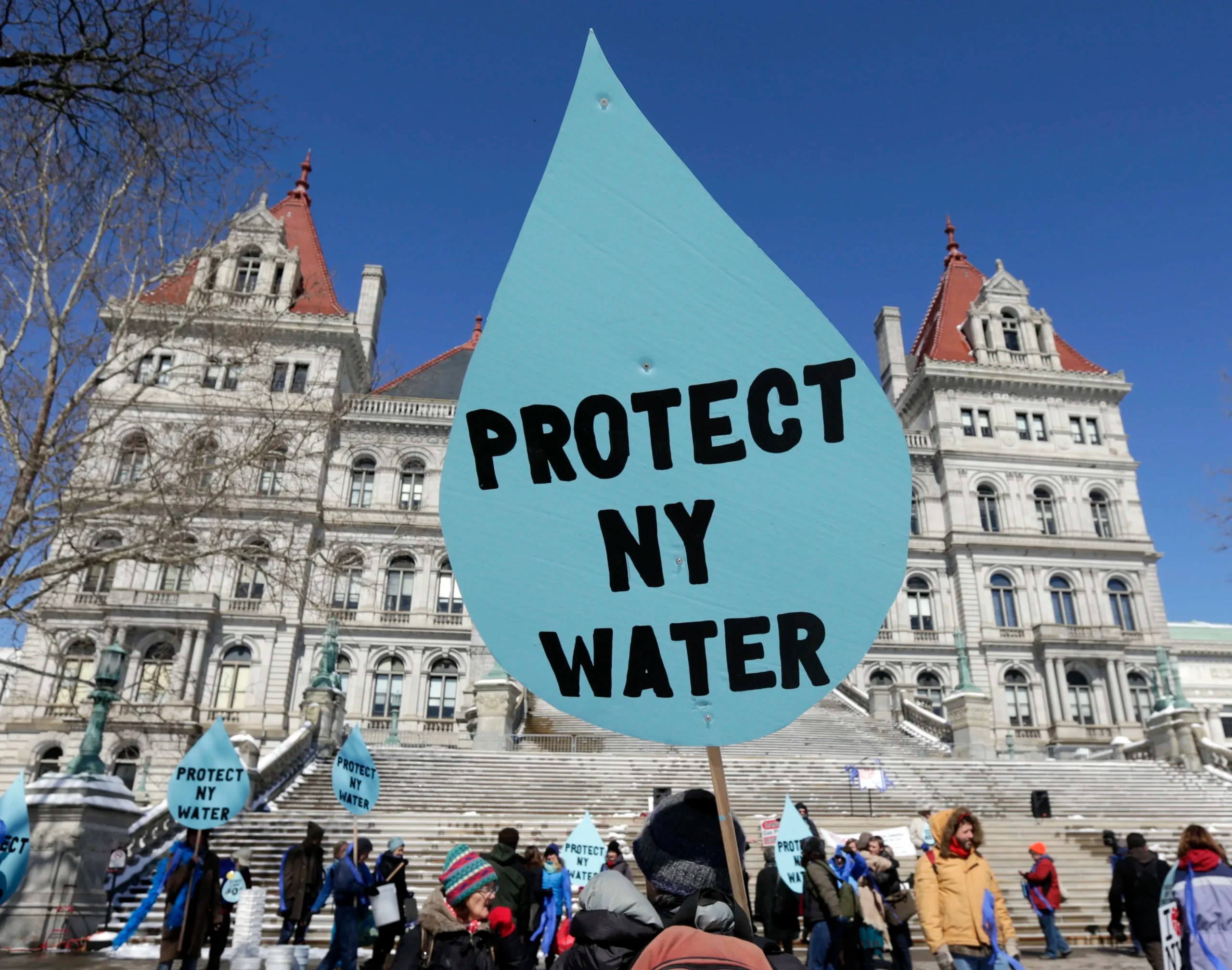 Dead pipeline projects in New York seek permits to resume construction