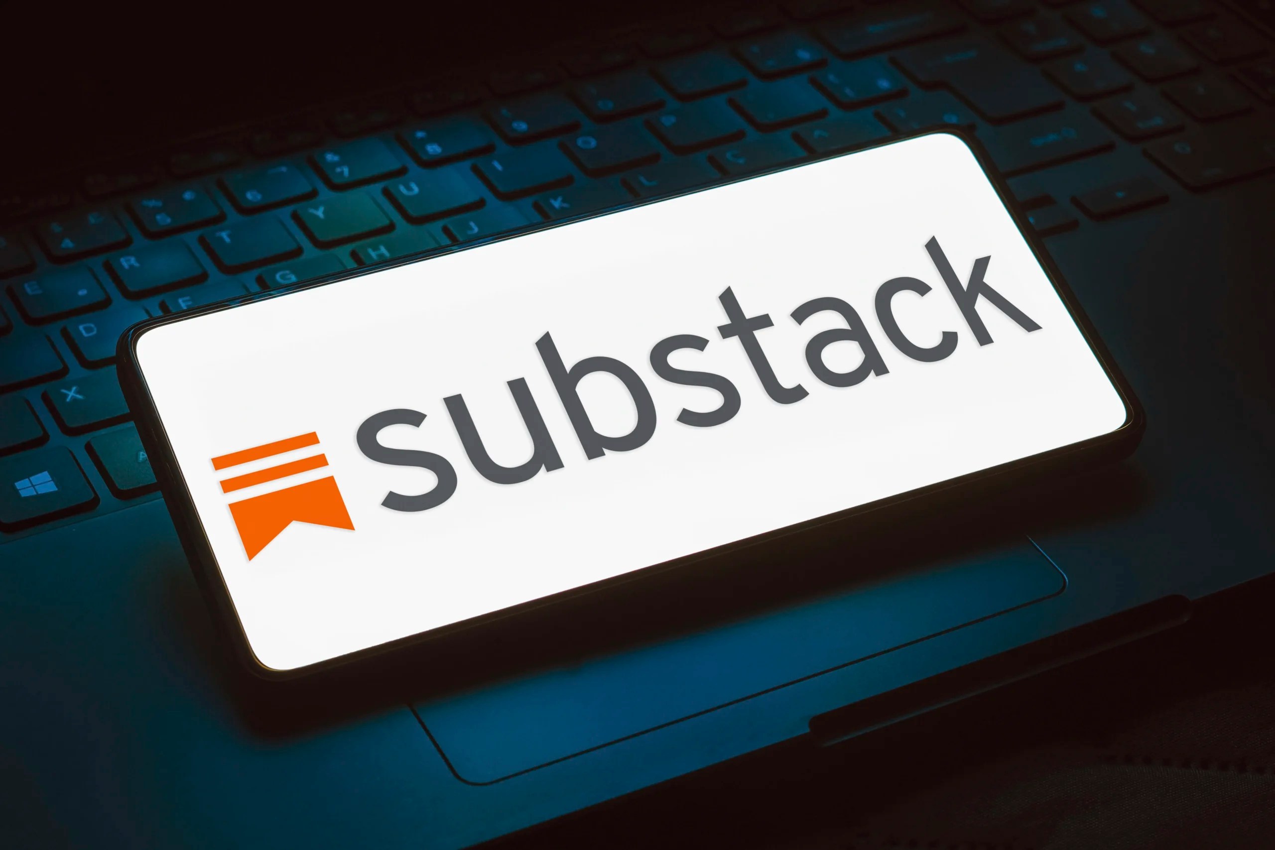Substack and podcasts lead the way to midterm elections and 2028
