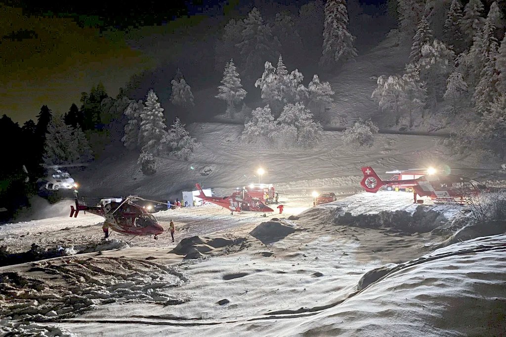 Bodies of five skiers found on Swiss glacier near Zermatt