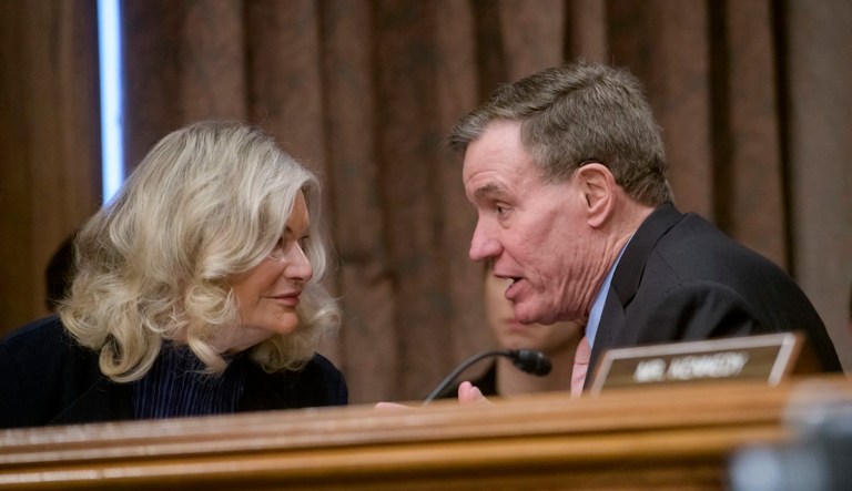 Crypto bill clears first Senate hurdle after Democrats drop rebellion