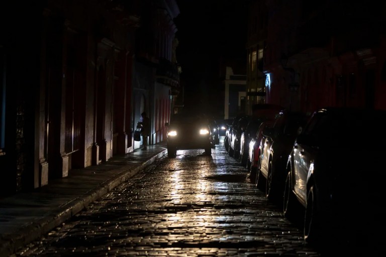 Shedding light: House Democrat urges brightness standards for ‘absurdly bright’ headlights