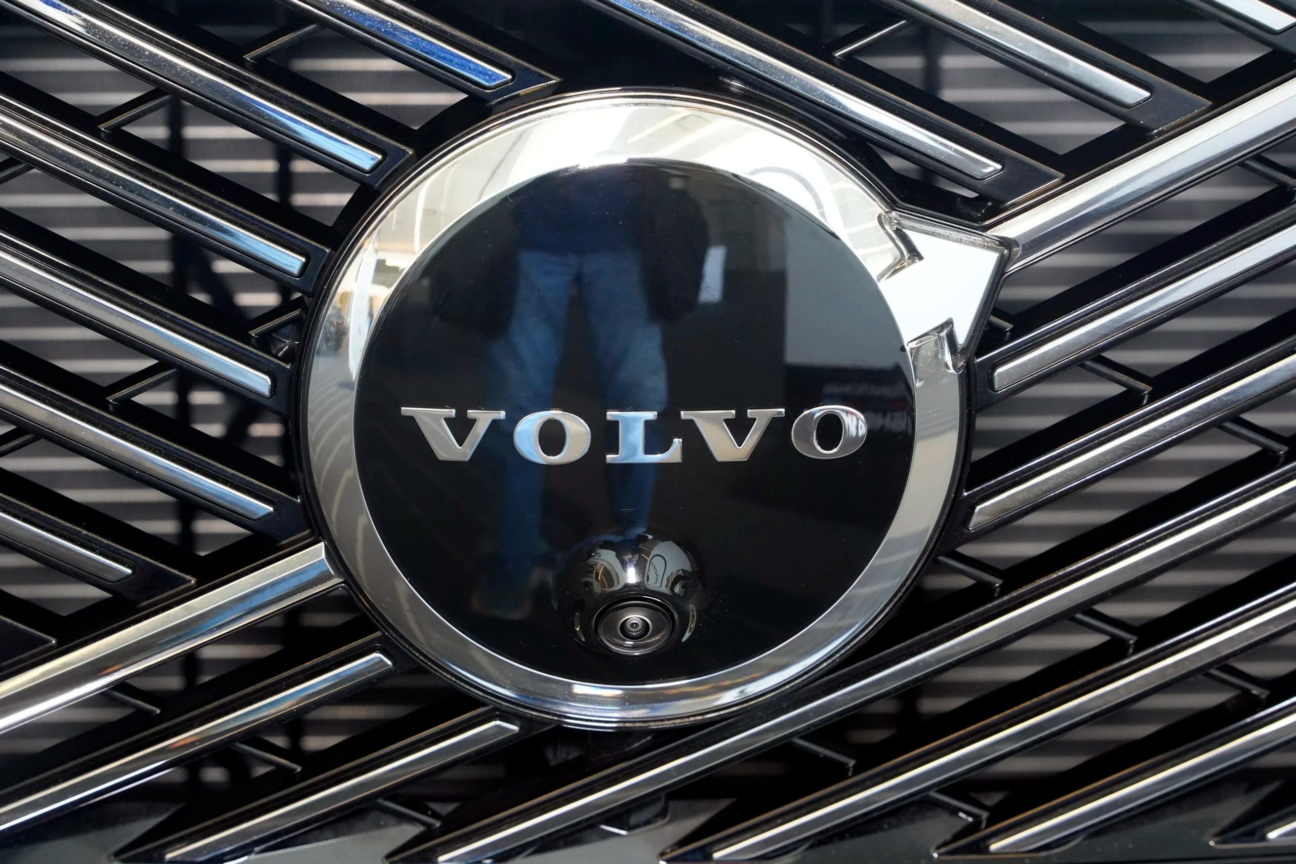 Volvo cutting over 100 jobs at South Carolina plant amid tariff uncertainty
