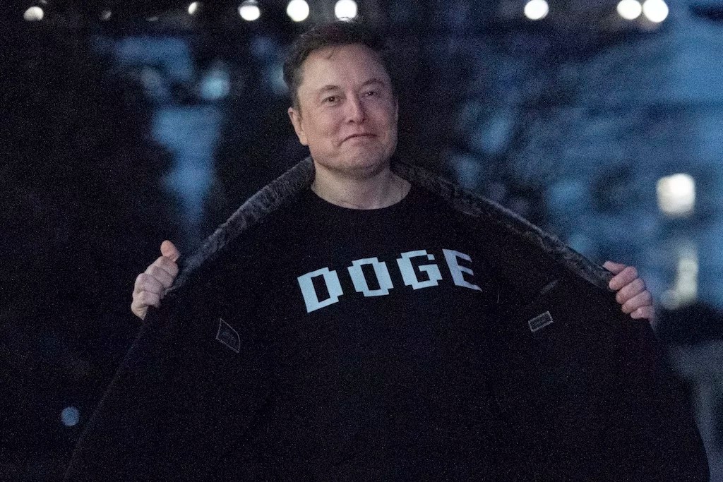 Tesla chairwoman denies report that the board wanted to replace Musk