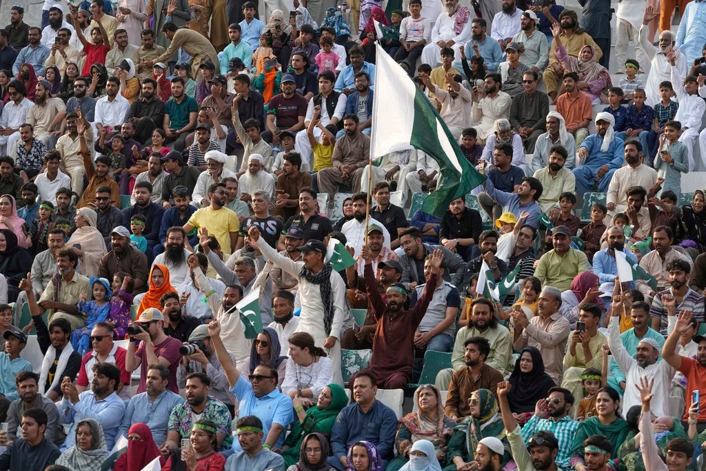 Pakistan test fires ballistic missile as tensions with India spike after Kashmir gun massacre