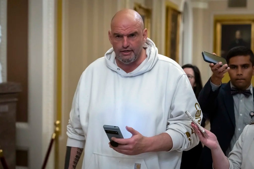 Fetterman says ‘about two-thirds‘ of illegal immigrants ICE deported had criminal records