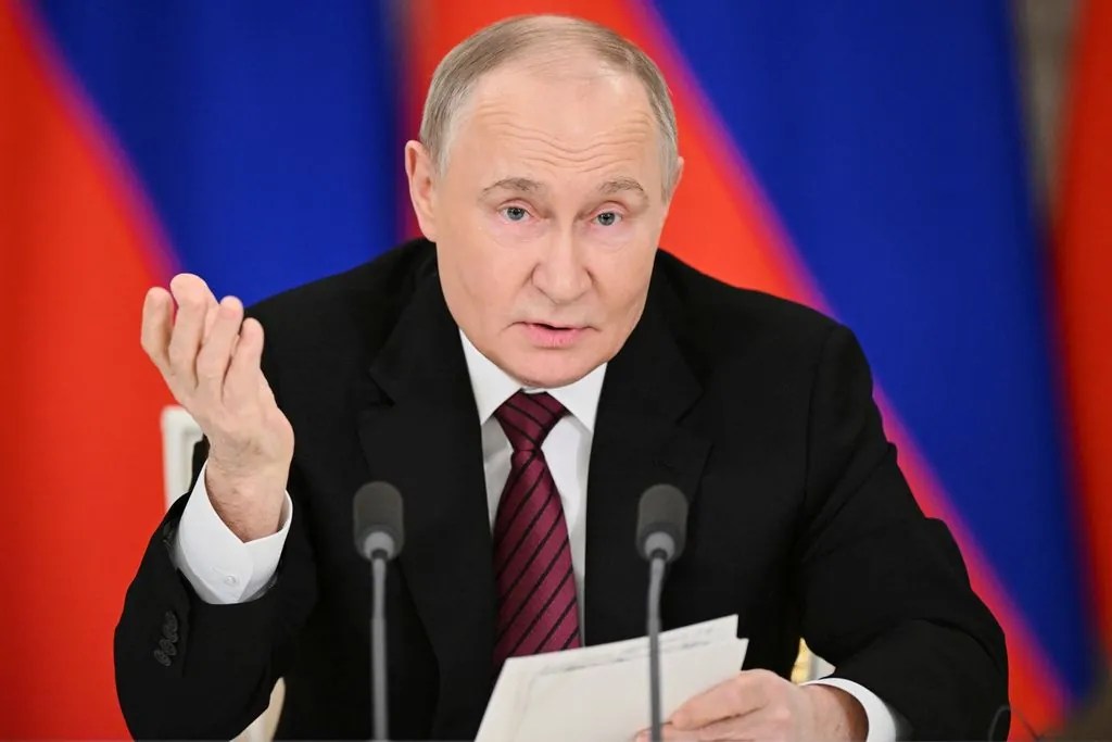 Putin proposes direct talks with Ukraine in mid-May, hints at ceasefire