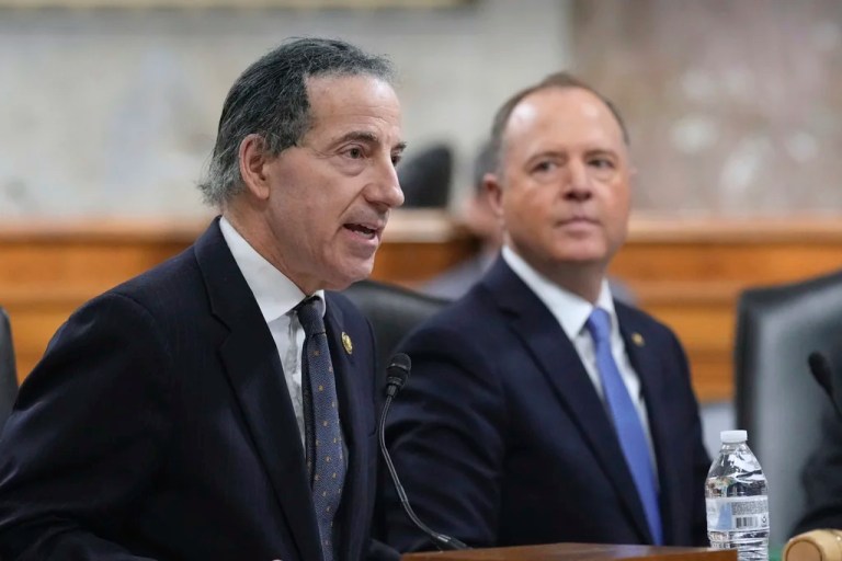 Raskin opens investigation into Trump’s private meme coin dinner