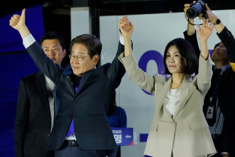 Liberal opposition leader wins South Korean election to replace deposed president