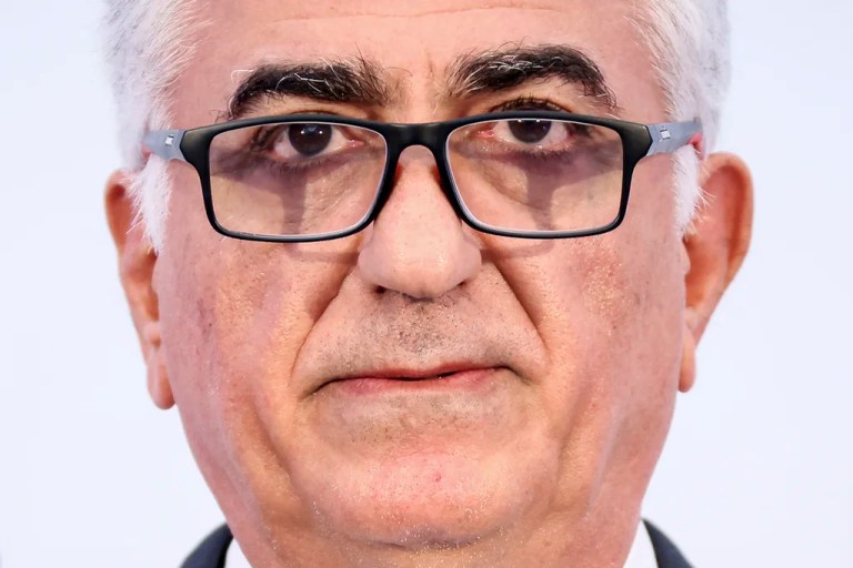 Iranian crown prince mute on ceasefire, continues calls for citizen uprising