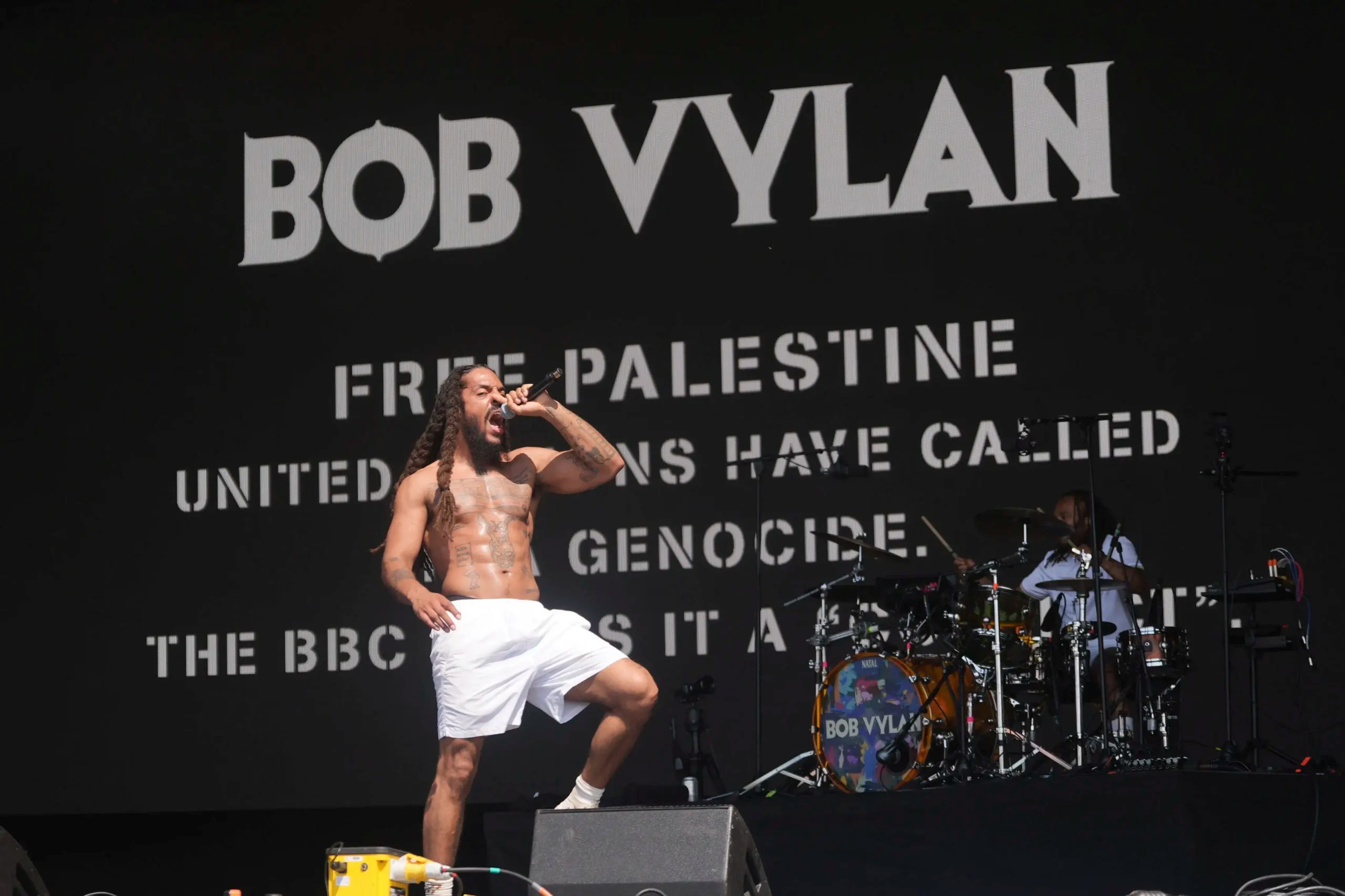 Denying bigot Bob Vylan a visa is appropriate