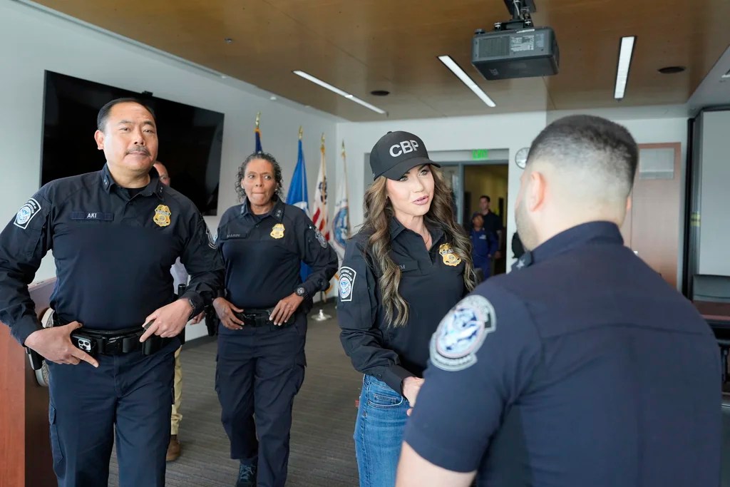 Mass exodus of 9/11 hires threatens Trump’s border security mission