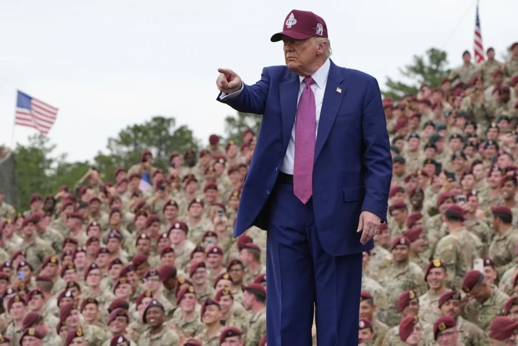 WATCH LIVE: President and first lady visit Fort Bragg in North Carolina