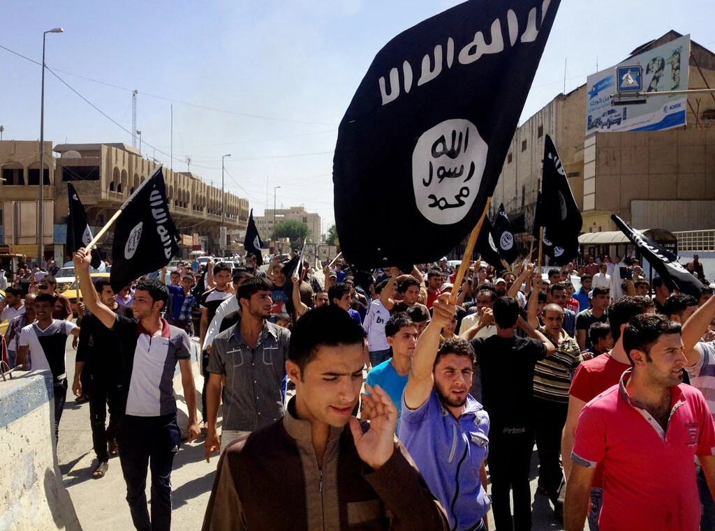 California man arrested in attempt to help Islamic State as Trump warns of terrorist sleeper cells
