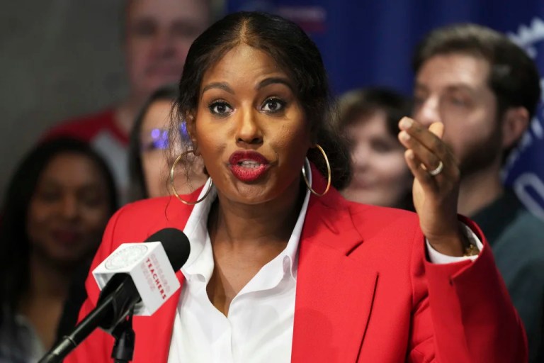 Chicago Teachers Union demands loans to cover $529 million deficit