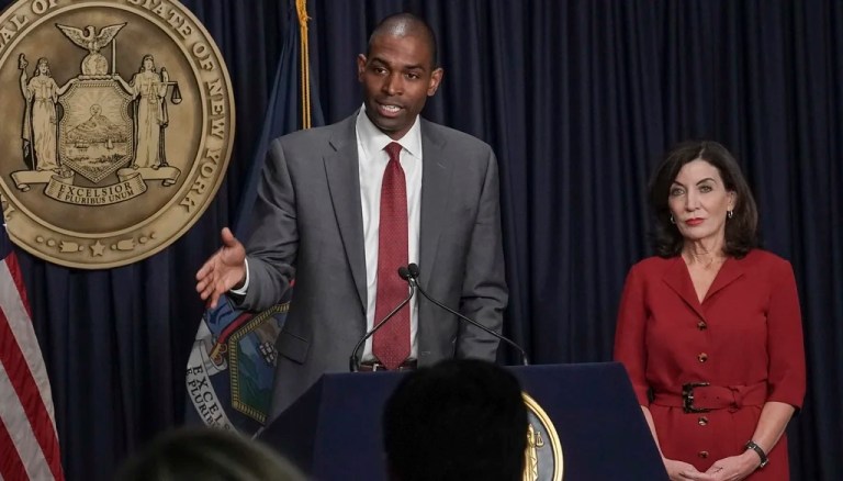 Hochul lieutenant Antonio Delgado to run against New York governor in 2026 Democratic primary