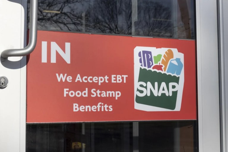 SNAP and EBT Accepted here sign.