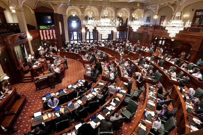 Illinois’s $55 billion budget approved with less than 48 hours for public review