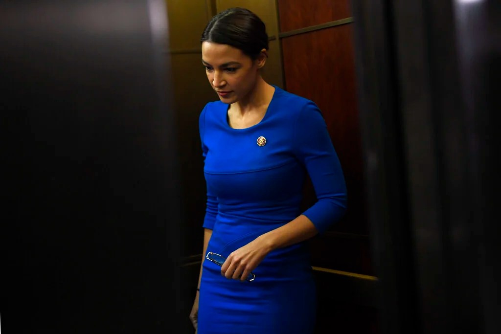 ‘AOC funds genocide’: Graffiti defaces campaign office as AOC rebukes ‘lies’ over Israel vote