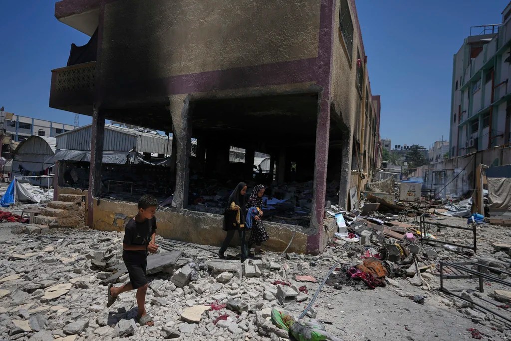 Palestinian official says Hamas gives ‘positive’ response to Gaza ceasefire