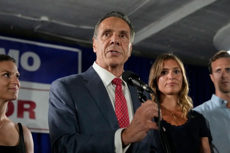 Former Obama staffer knocks Cuomo as ‘visibly annoyed man’ in campaign video