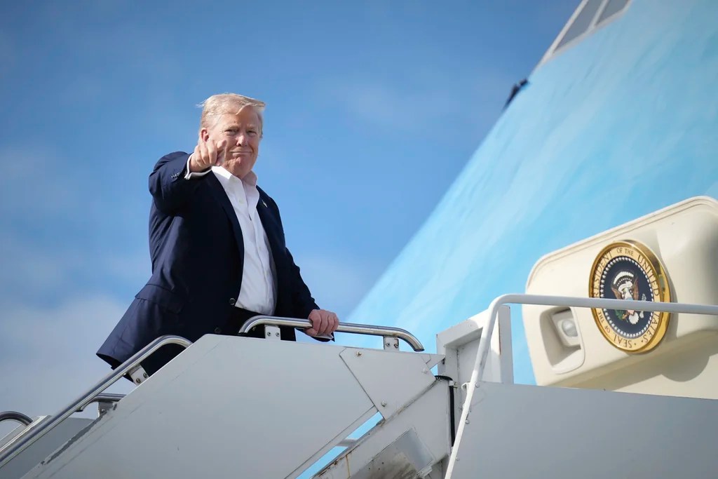 Trump teases 25% tariffs on India as trade deal deadline looms