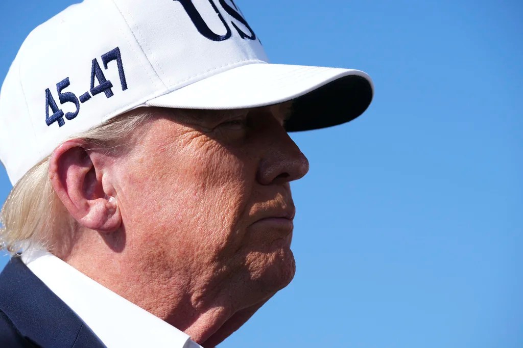Trump signs trio of executive actions dealing with energy, trade, and hiring