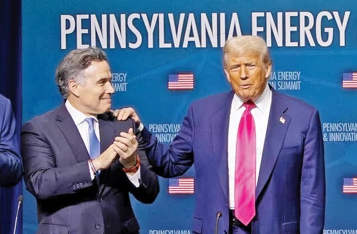 At the Pennsylvania Energy and Innovation Summit in Pittsburgh, July 15, 2025. Sen. Dave McCormick (R-PA) with President Donald Trump. (Graeme Jennings/The Washington Examiner)