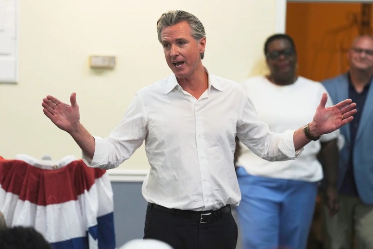 Jim Clyburn gives nod to Gavin Newsom’s 2028 ambitions during South Carolina visit
