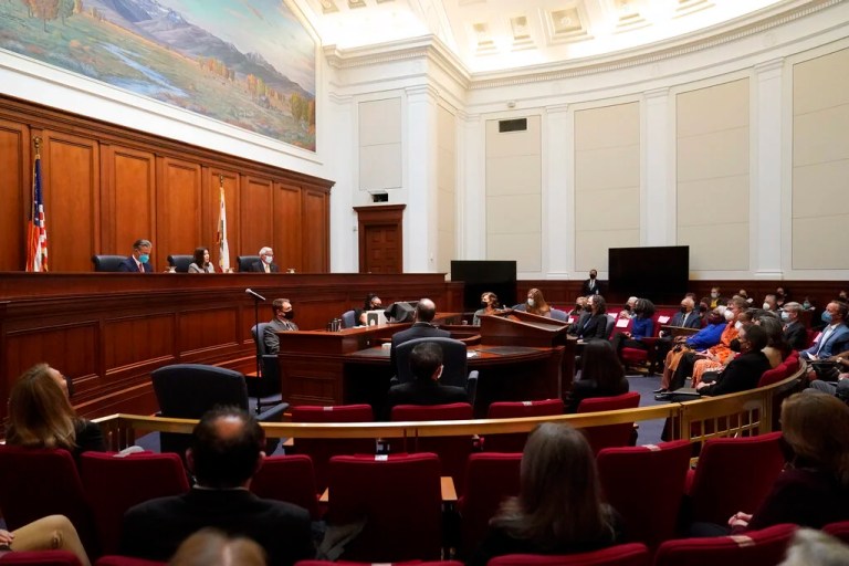 Poll shows California voters want lawsuit abuse reform