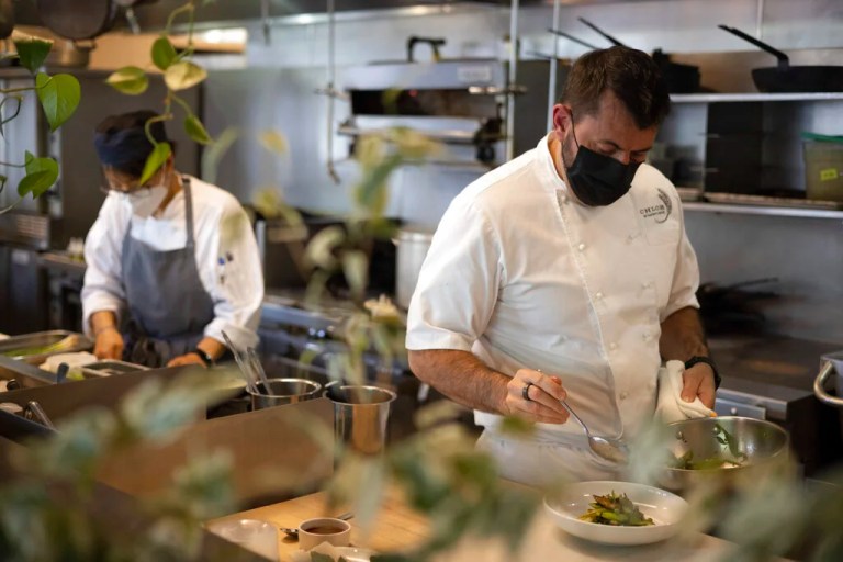 DC Council rolls back tipped minimum wage law Initiative 82