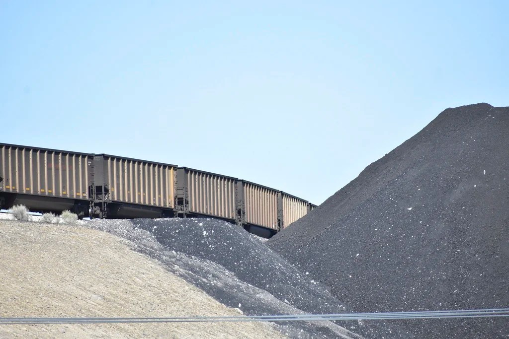 State starts program for coal workers as plants, mines close