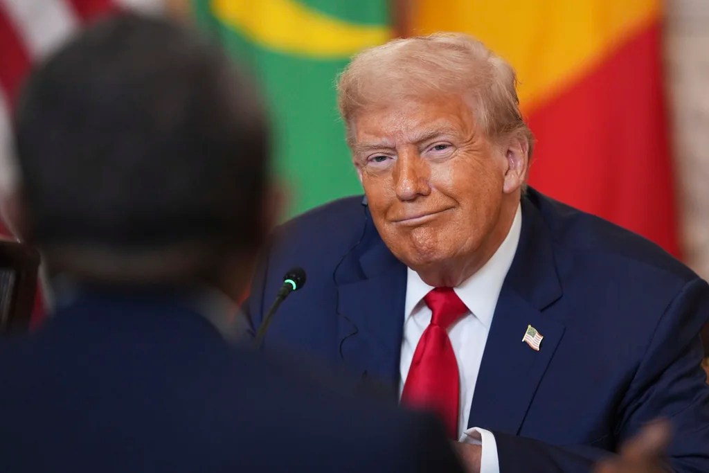‘ANYBODY BUT “TOO LATE”‘: Who’s on Trump’s short list to replace Powell as Fed chairman