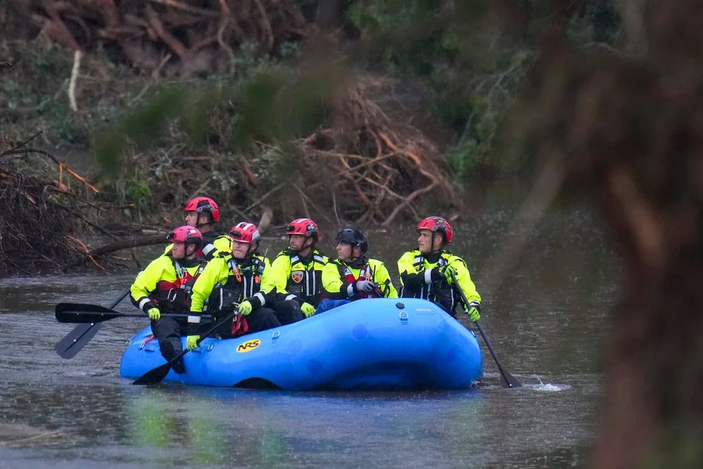 Central Texas flash floods leave more than 100 dead: What to know