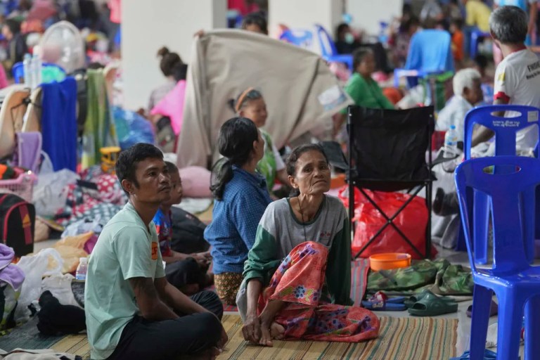 Thai and Cambodian leaders to meet in Malaysia for talks to end deadly border dispute