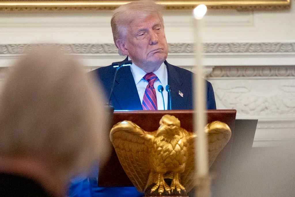 Wall Street Journal gets the boot from Trump’s trip to Scotland after Epstein story