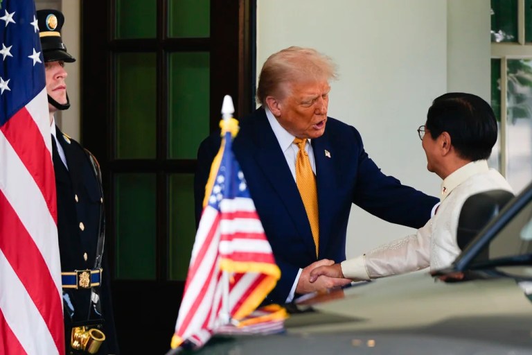 Trump announces trade agreement with  Philippine president after White House meeting