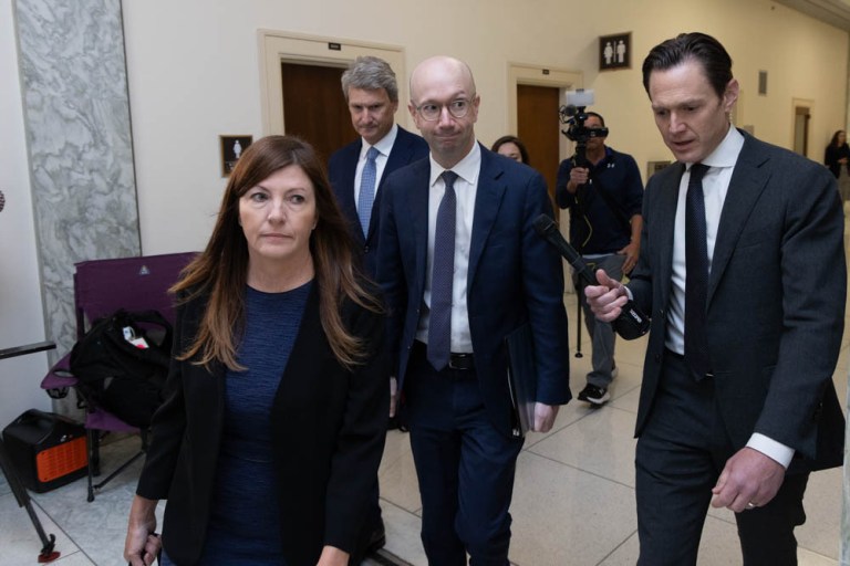 Biden spokesman Ian Sams only met former president twice, Comer says