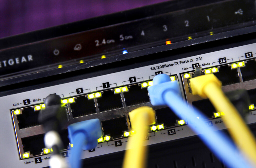 Oklahoma to return $225 million in federal broadband funds