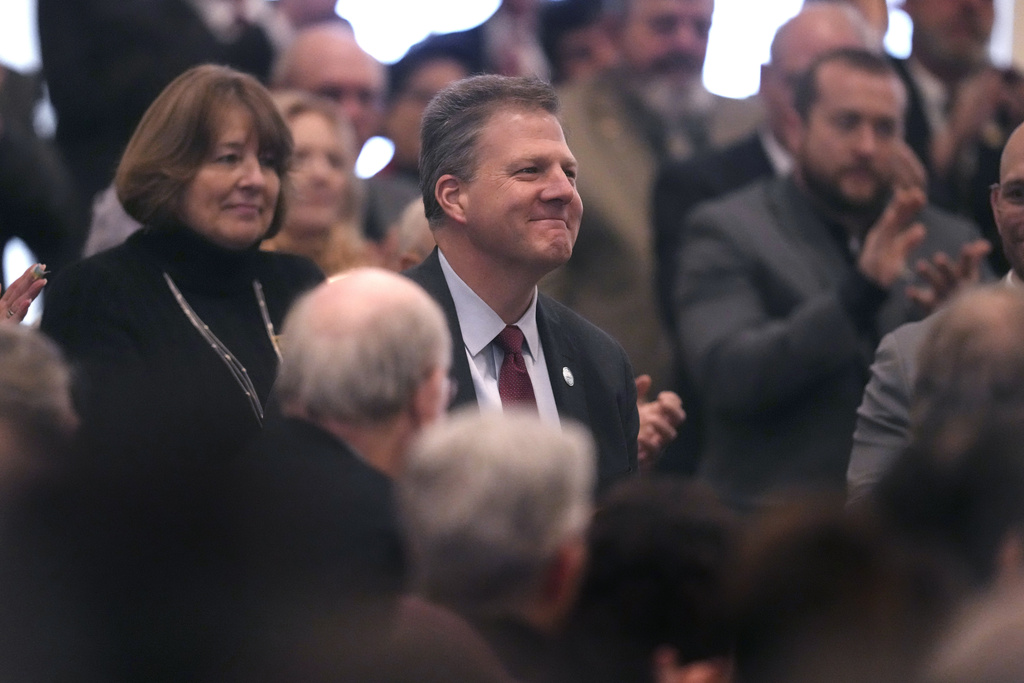 Former New Hampshire governor named CEO of airline lobbying firm