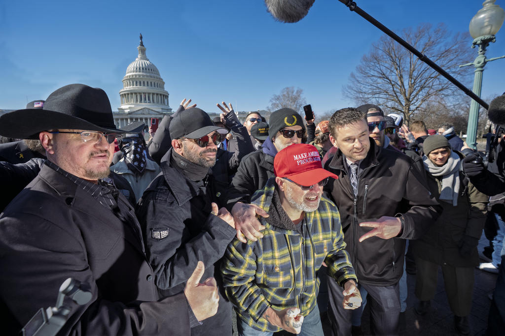 DOJ moves to vacate Jan. 6 seditious conspiracy convictions of Proud Boys and Oath Keepers leaders