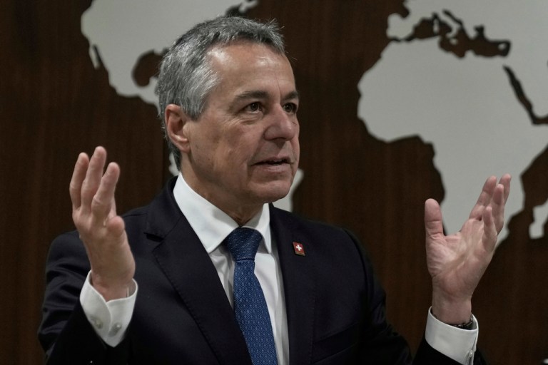 Switzerland says Putin would not be arrested if he came for peace talks