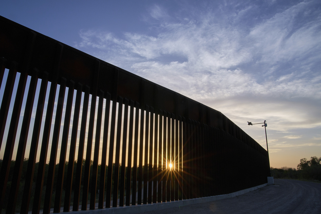 Noem says Trump wants border wall painted black so it’s hotter to climb