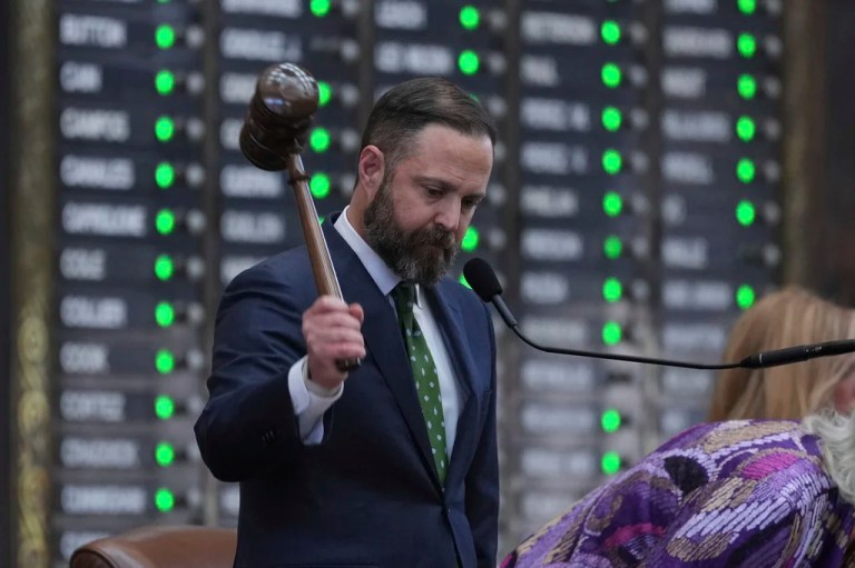 Texas Speaker of the House Dustin Burrows strikes the gavel as the House calls a Special Session, Monday, July 21, 2025, in Austin. (AP Photo/Eric Gay)